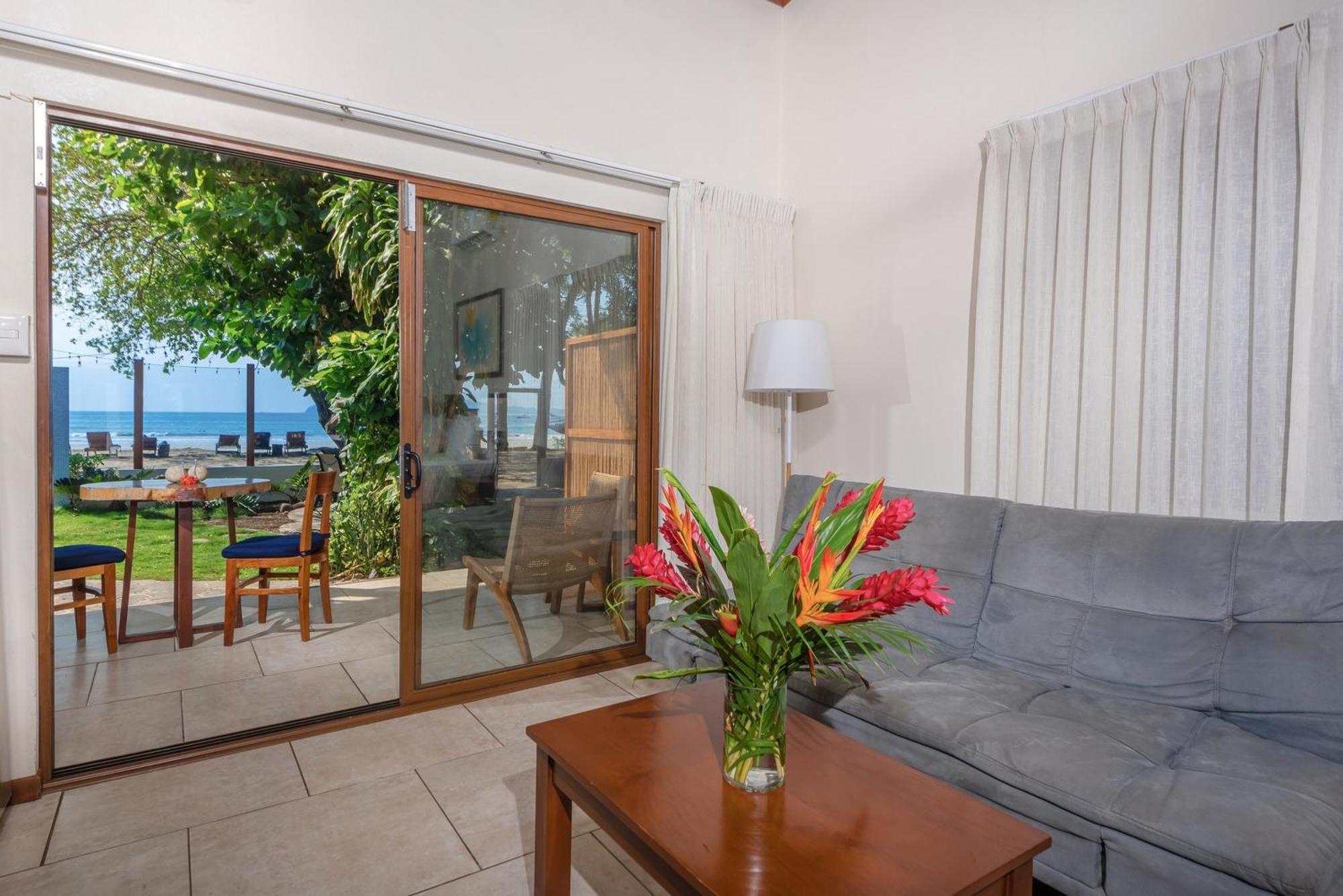 The Coast Beachfront Hotel Tamarindo Bilik gambar