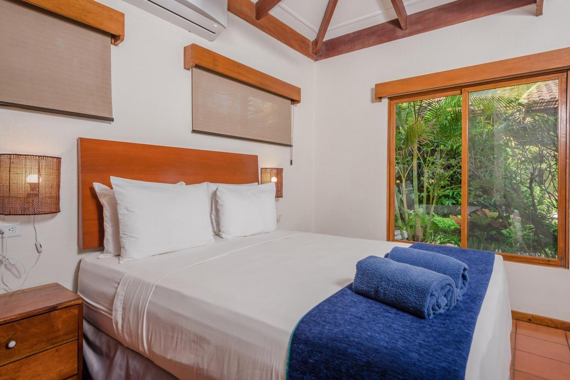 The Coast Beachfront Hotel Tamarindo Bilik gambar